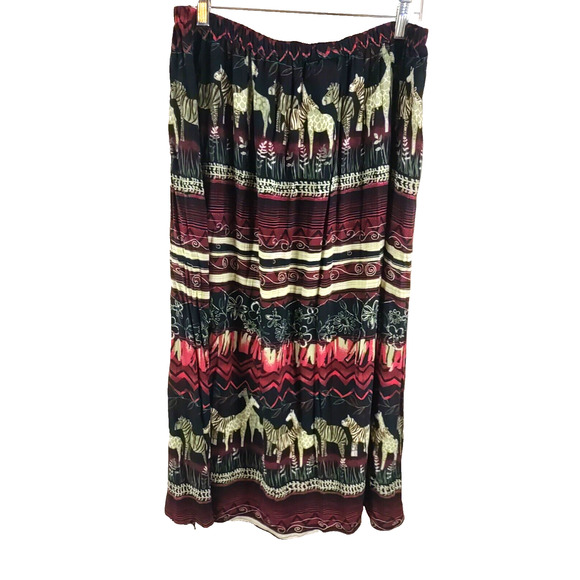 Dress barn Women's Skirt Size 18/20 Elastic Waist Red Black Animals Long Midi - Picture 2 of 6